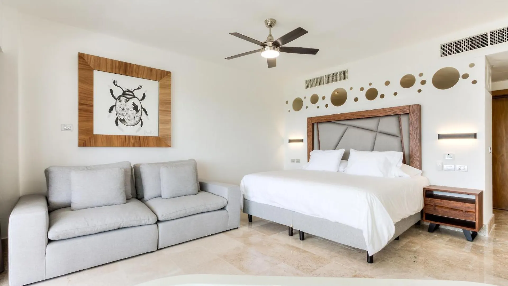 Luxury 2-Bedroom Apartment With Beach Club Access Cancun Mexico